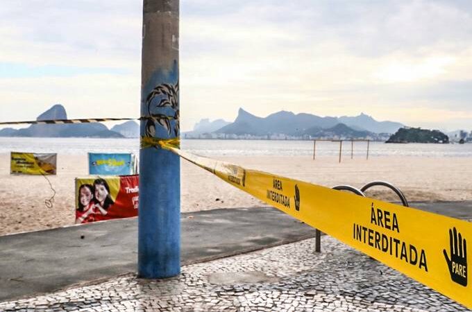 Prefeitos de Rio e Niterói anunciam medidas restritivas contra a Covid