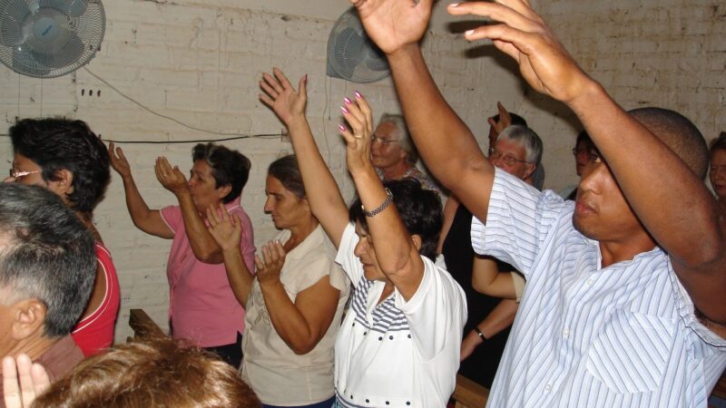 Pastores são soltos em Cuba