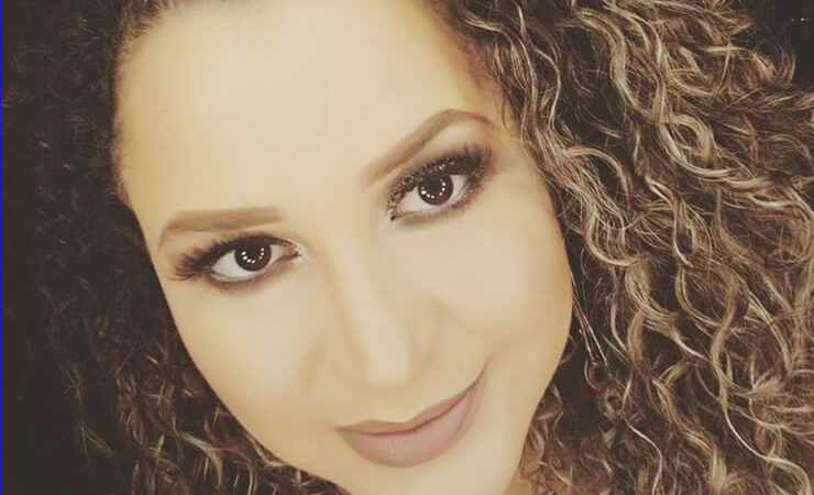 A cantora Estefani Gomes lançará seu novo single produzido por Thiago e Renata Marin