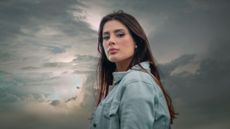 Renata Marin lançou o vídeo clipe do seu mais novo lançamento “Recado de Deus.” que já está sendo sucesso nacional