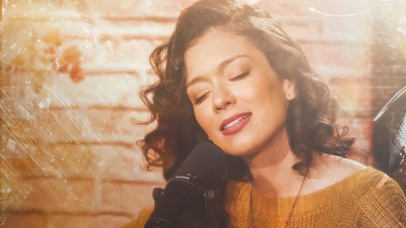 Jéssica D’Ávila lança “Deus, por favor” seu novo single pela Graça Music