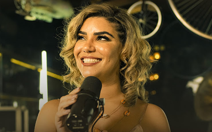 Erika Priscilla lança versão acústica de “Não Pare” gravada ao vivo na Usina Brasil