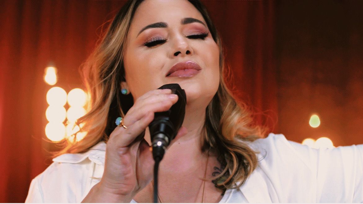Fabrícia Maira lança o single ‘Lutas por Mim’