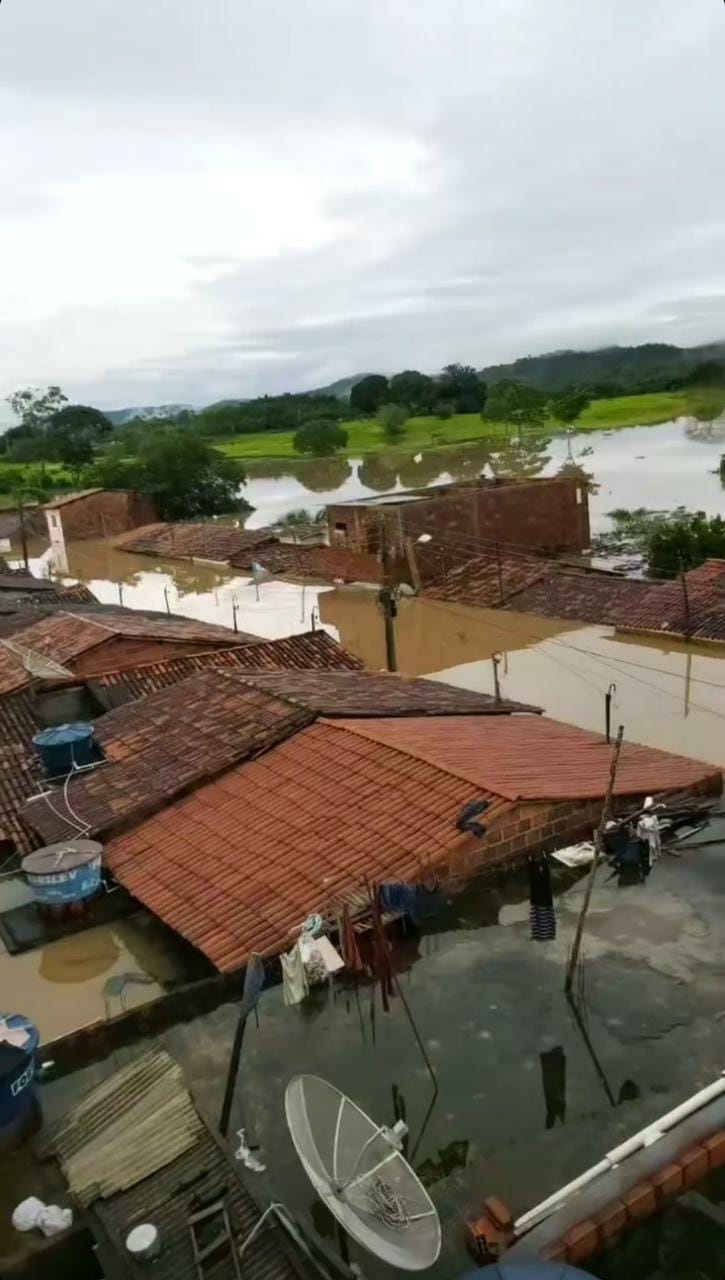 “Alagamentos no Sul da Bahia, a cidade de Dário Meira pede Socorro!”