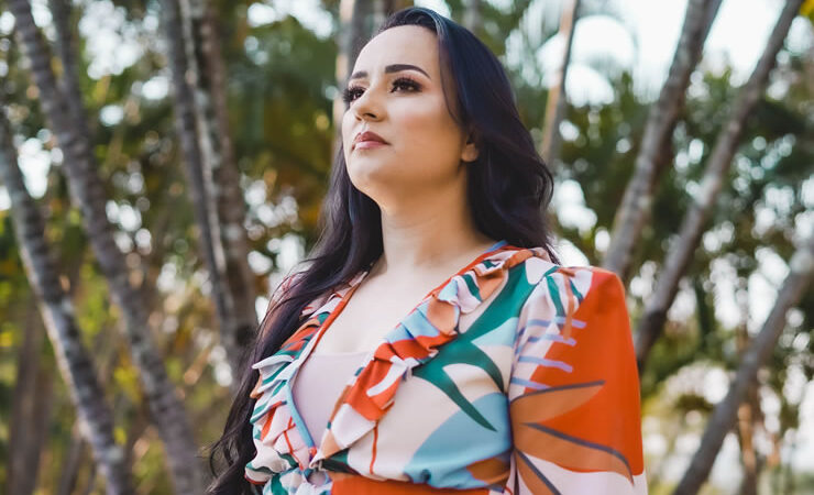 Juliana Silva traz renovo aos corações com “Deus Vai Fazer Milagre”, seu novo single