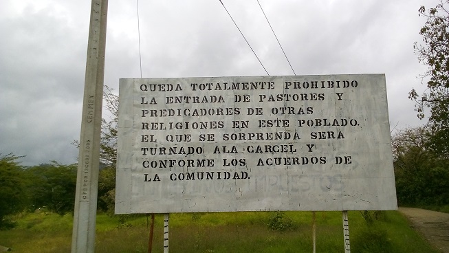 Família cristã mexicana é salva de expulsão em acordo de última hora
