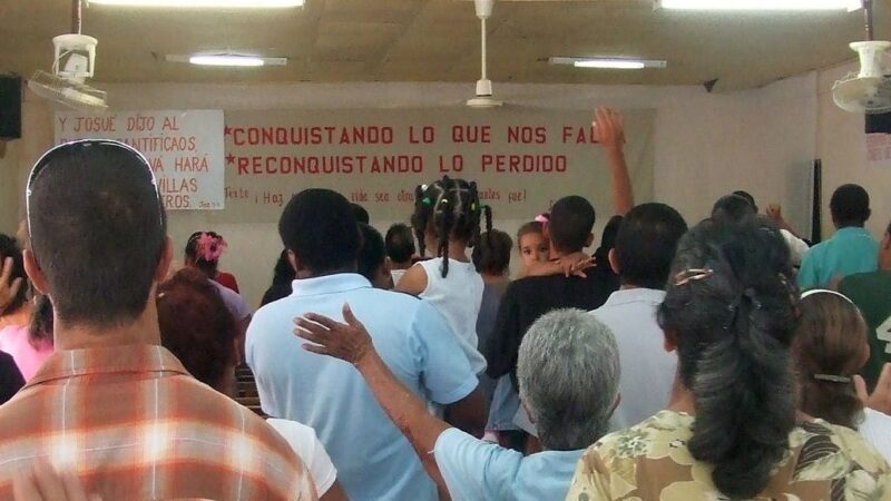 Igreja de 30 anos fechada em Cuba