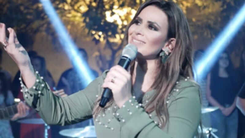 Neiza Santos lança o single “Viverei o Teu Amor”