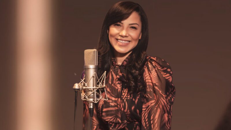 Sumara Santos lança “Meu Consolador – Voz e Piano”