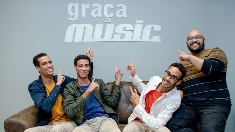 Conhecidos no instagram por sua criatividade e talento, Three Voices são os novos contratados da Graça Music