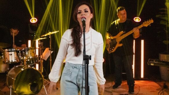 Mariana Bonatto lança o single “Salmo 115”, adoração e reverência a Deus