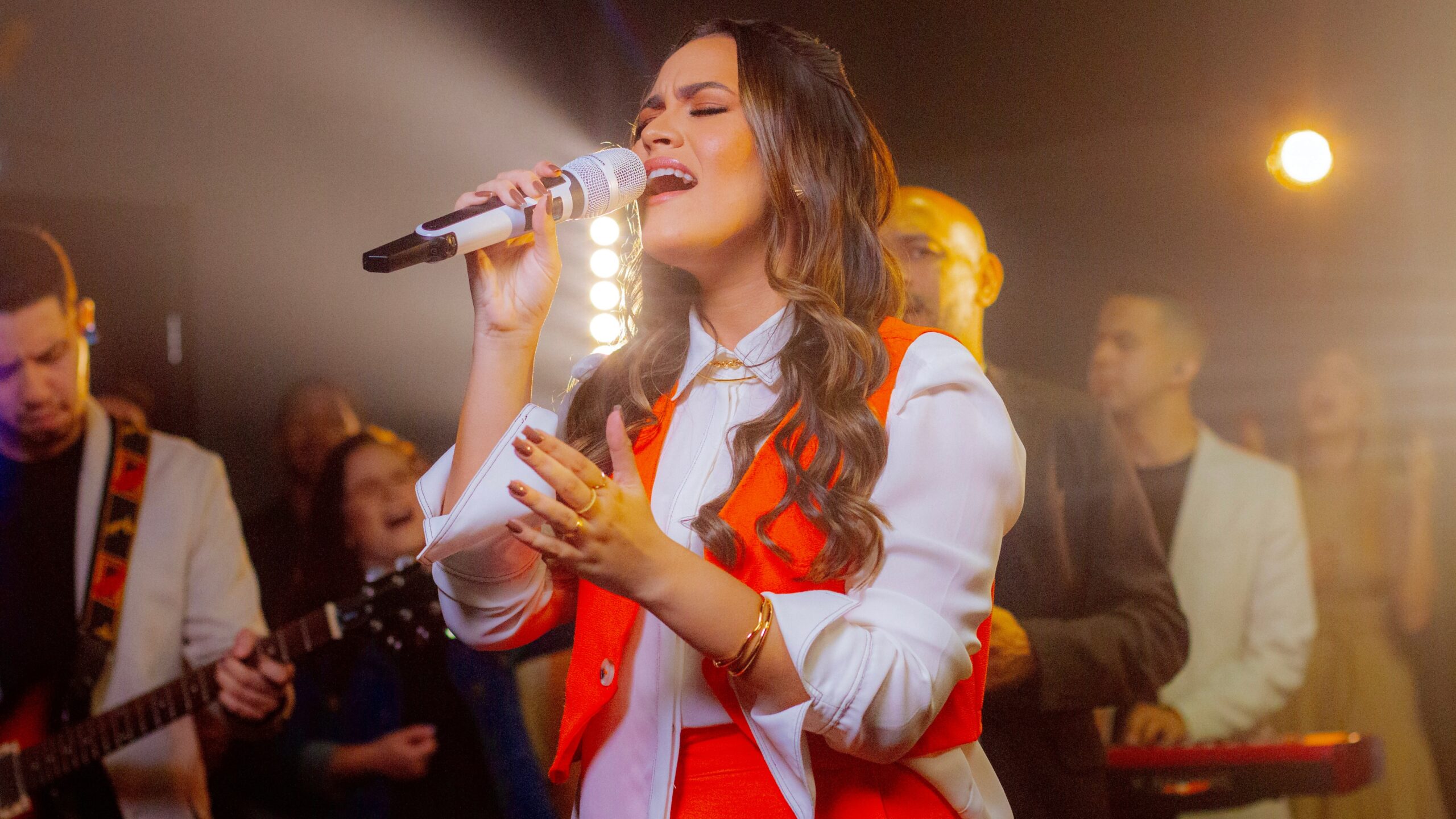 Daiany Costa lança a canção “Vem Senhor Jesus”