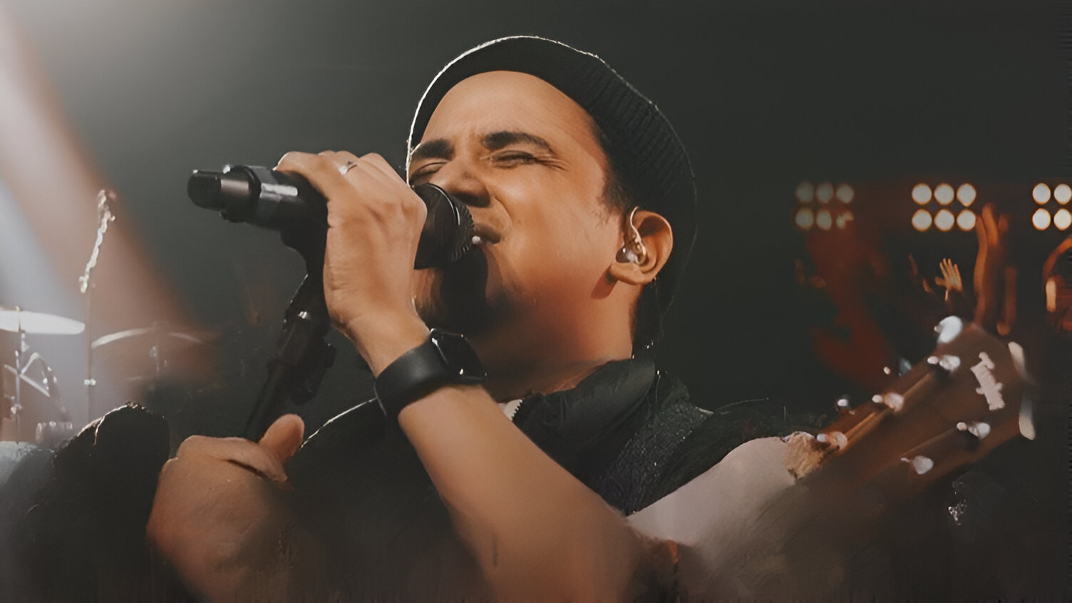 Felipe Rodrigues lança a emocionante canção “Melhor Lugar”
