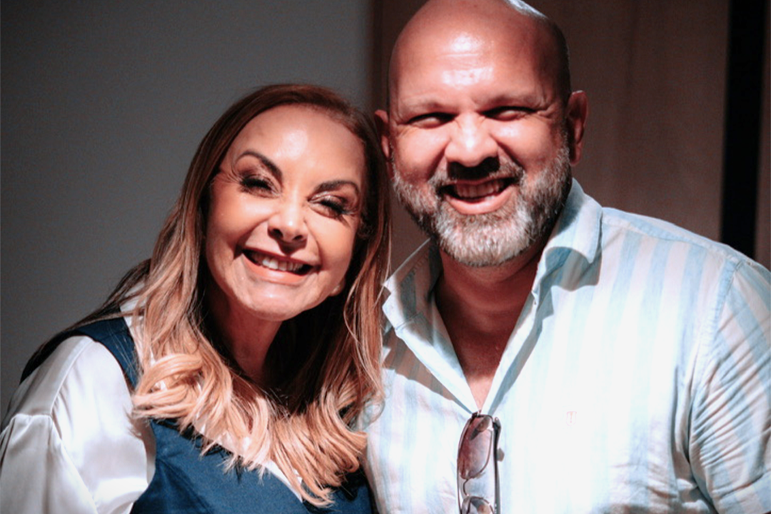 Os cantores Cristina Mel e Jônatas Ambrozio. Foto: Guilherme Santos.