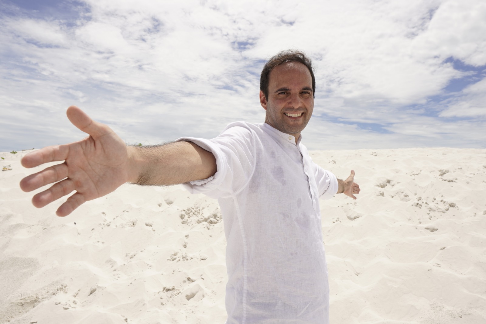 O cantor gospel Edu Silvera. Foto: Isac Pinheiro Alves.