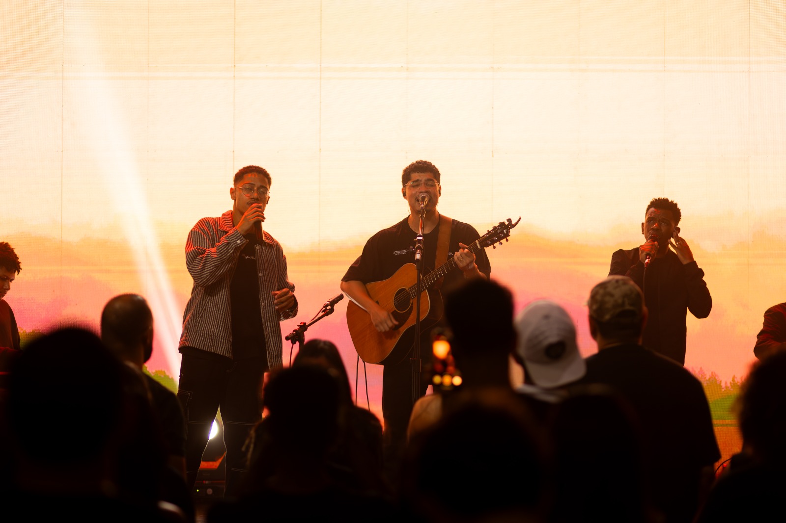 Igor Roque conta com as colaborações de Geovanne Oliveira e Ryan Ribeiro no single e clipe de “Yeshua, Casa Comigo”